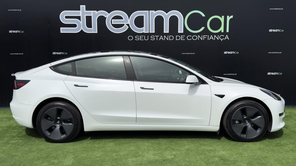 tesla-model-3-2021-eletrico-500cc