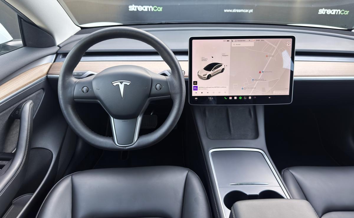 tesla-model-3-2021-eletrico-500cc