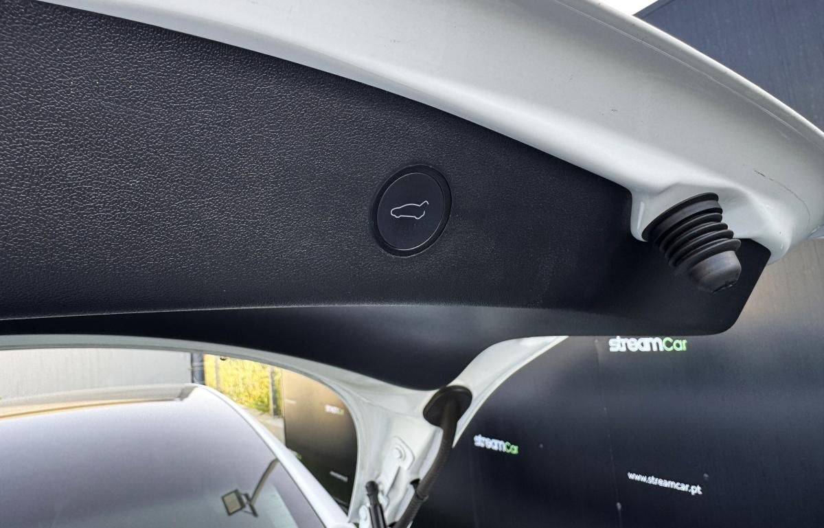 tesla-model-3-2021-eletrico-500cc