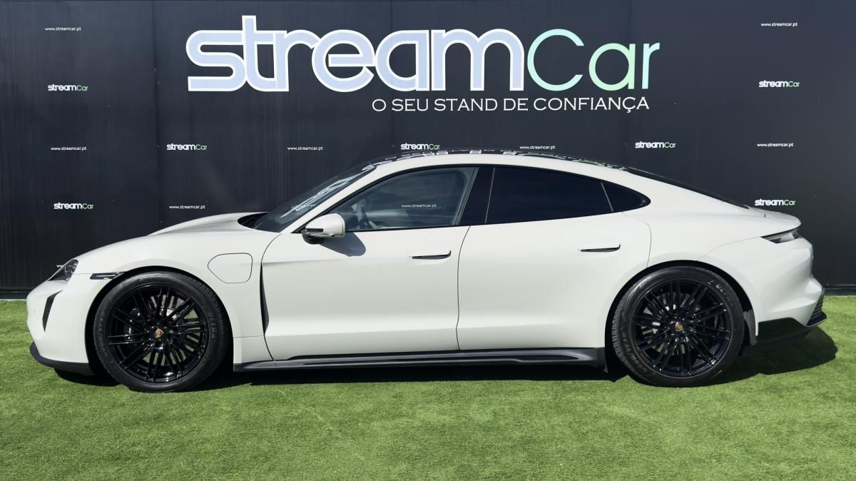 porsche-taycan-2020-eletrico-0cc