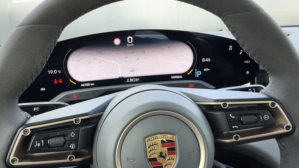 porsche-taycan-2020-eletrico-0cc