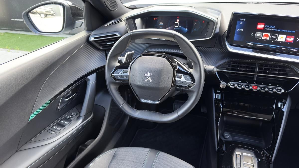 peugeot-2008-2022-gasolina-1199cc