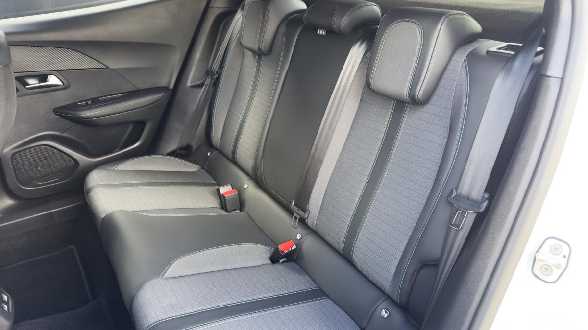 peugeot-2008-2022-gasolina-1199cc