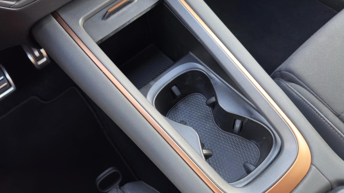 cupra-born-2022-eletrico-500cc