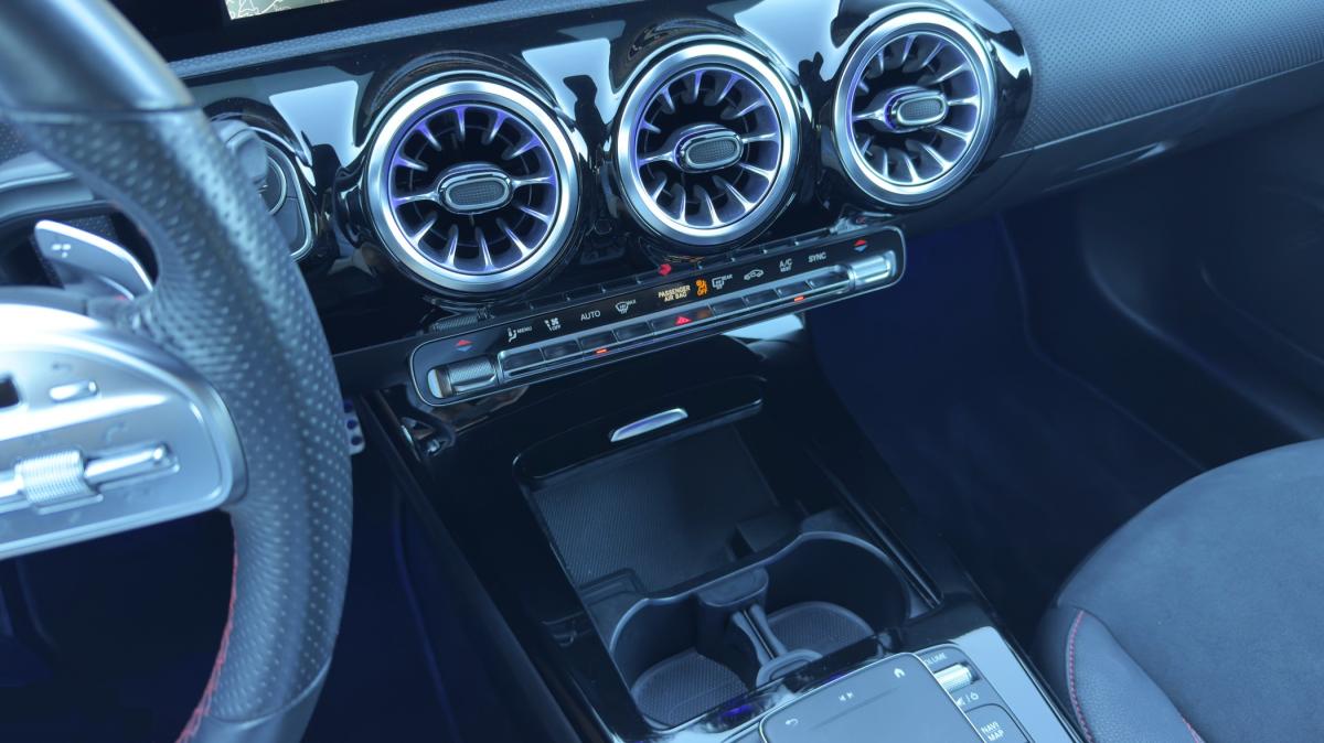 mercedes-benz-cla-2022-diesel-1950cc