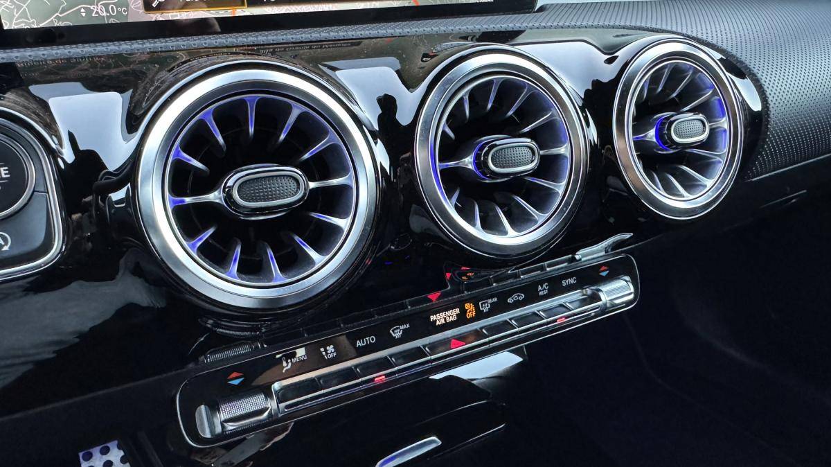 mercedes-benz-cla-2020-diesel-1950cc