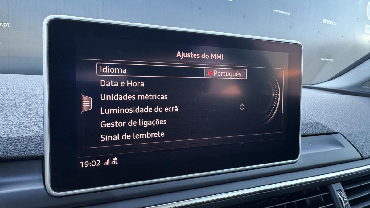 audi-a4-avant-2019-diesel-1968cc