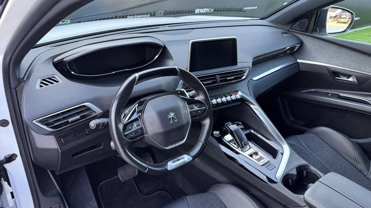peugeot-5008-2020-diesel-1499cc