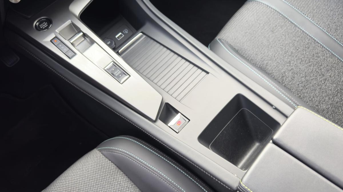 peugeot-308-sw-2024-gasolina-1199cc