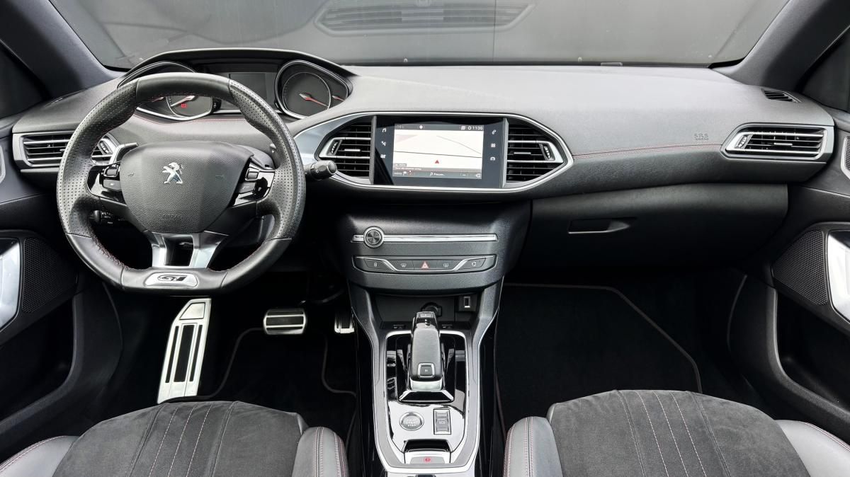 peugeot-308-sw-2021-diesel-1499cc