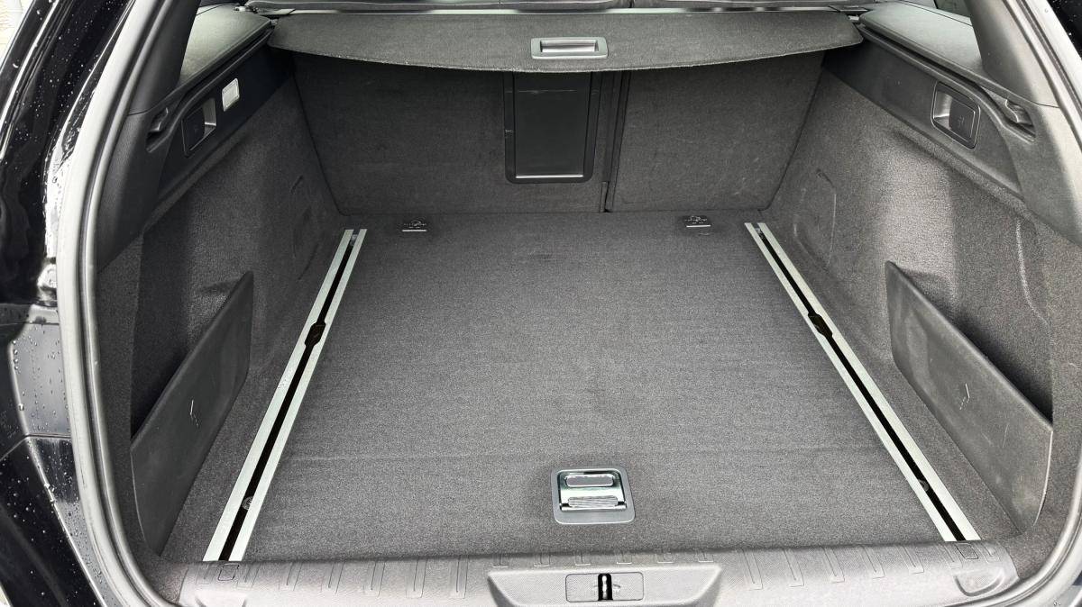 peugeot-308-sw-2021-diesel-1499cc