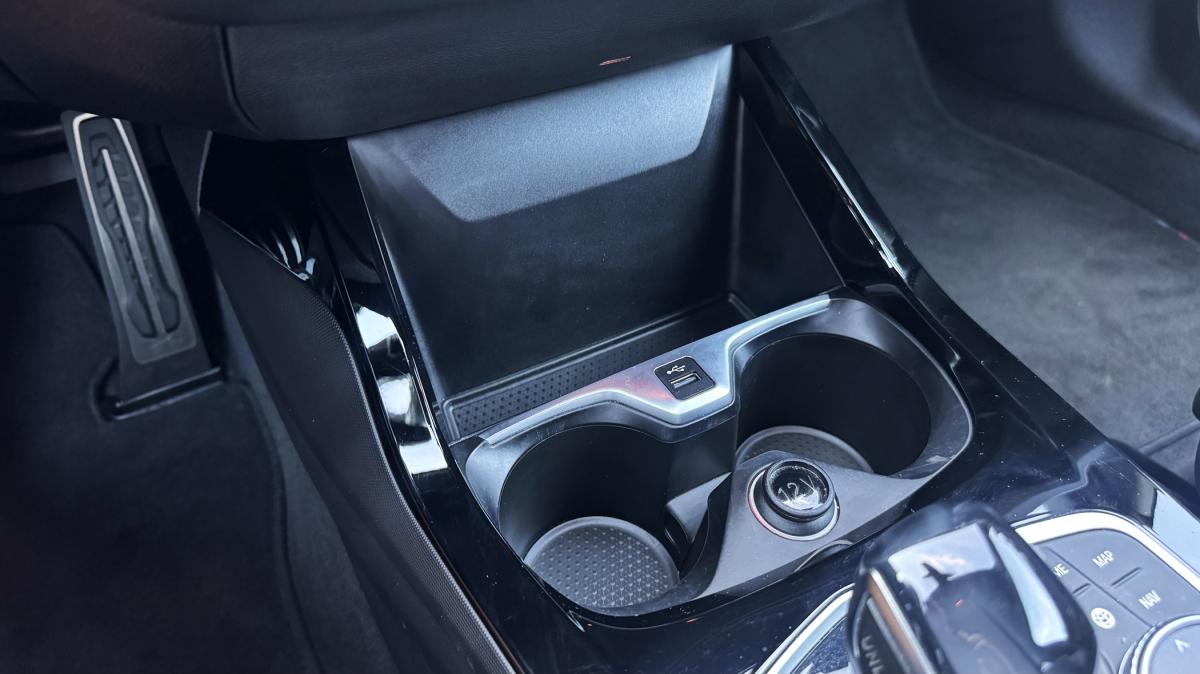 bmw-serie-2-2021-diesel-1496cc