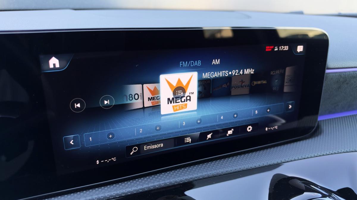mercedes-benz-classe-a-2022-hibrido-a-gasolina-1332cc