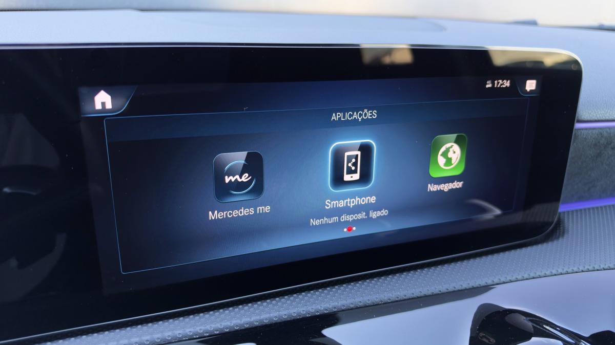 mercedes-benz-classe-a-2022-hibrido-a-gasolina-1332cc