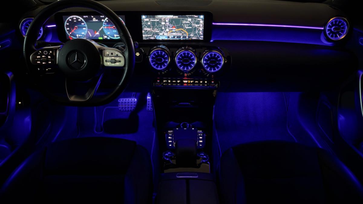 mercedes-benz-classe-a-2022-hibrido-a-gasolina-1332cc