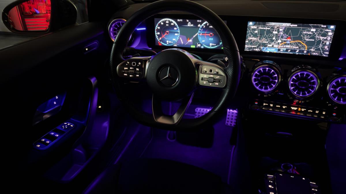 mercedes-benz-classe-a-2022-hibrido-a-gasolina-1332cc
