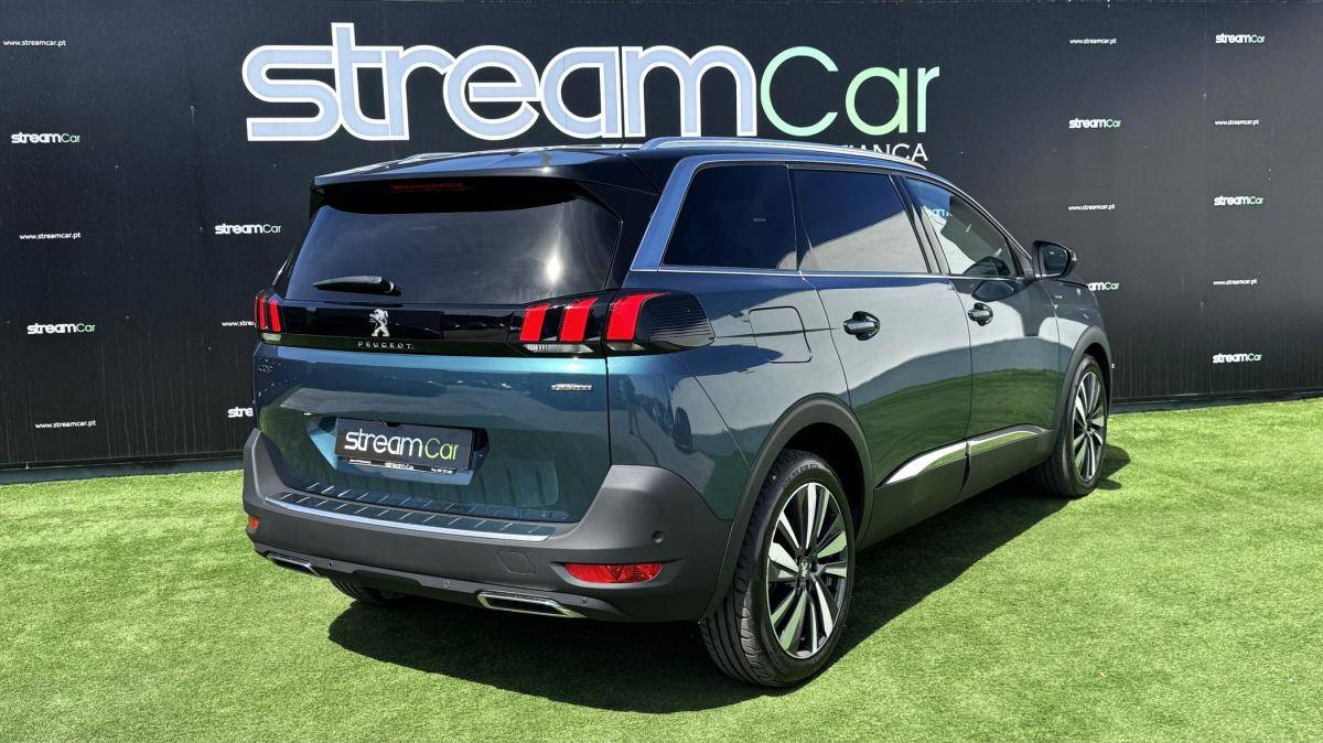 peugeot-5008-2017-diesel-1560cc