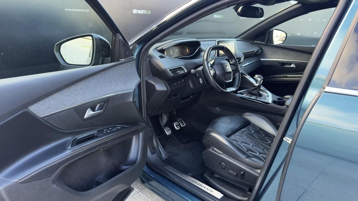 peugeot-5008-2017-diesel-1560cc