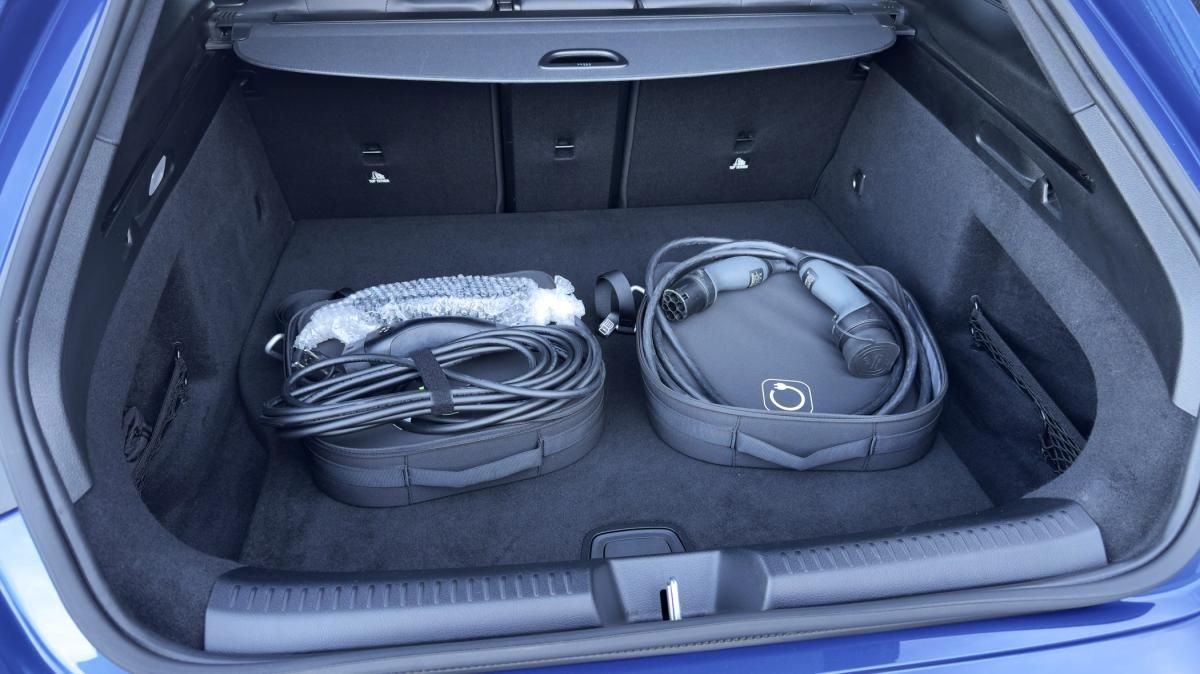 mercedes-benz-cla-2024-hibrido-a-gasolina-1332cc