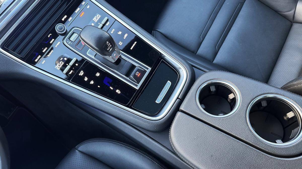 porsche-panamera-2019-hibrido-a-gasolina-2894cc