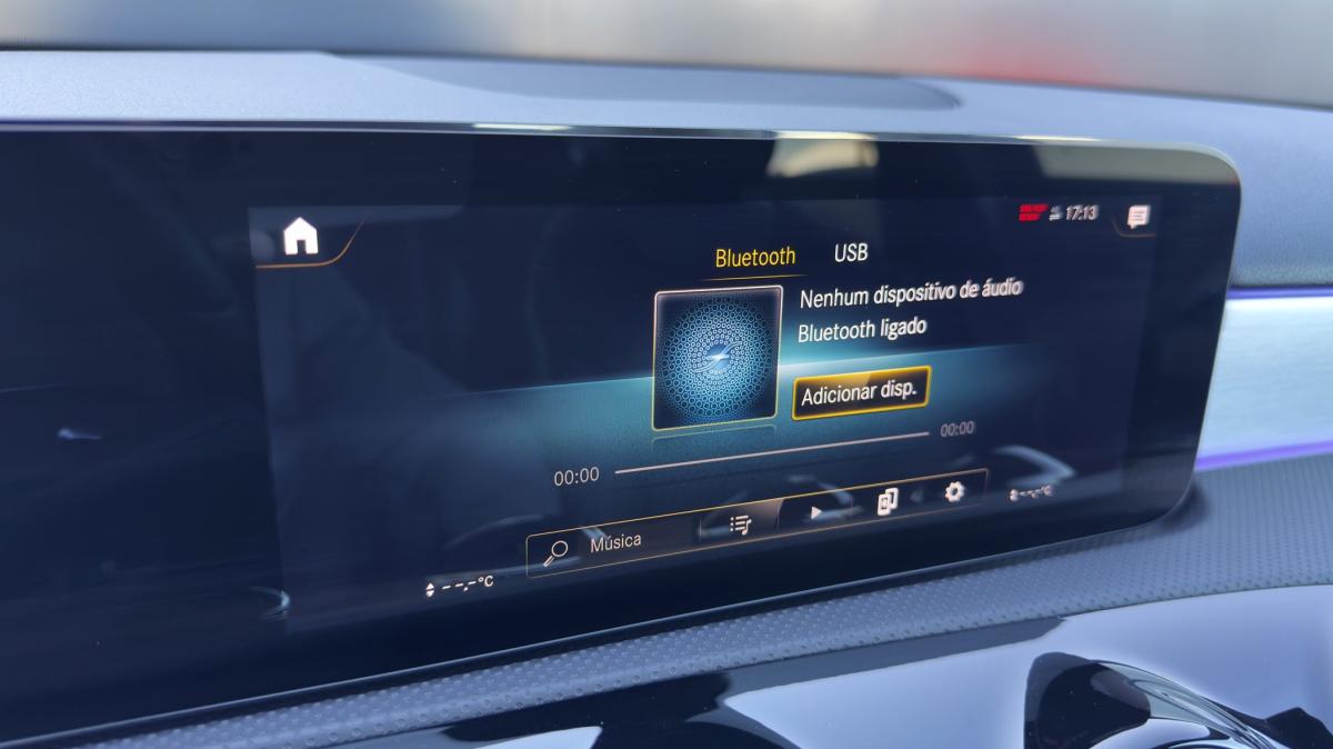 mercedes-benz-classe-a-2022-hibrido-a-gasolina-1332cc