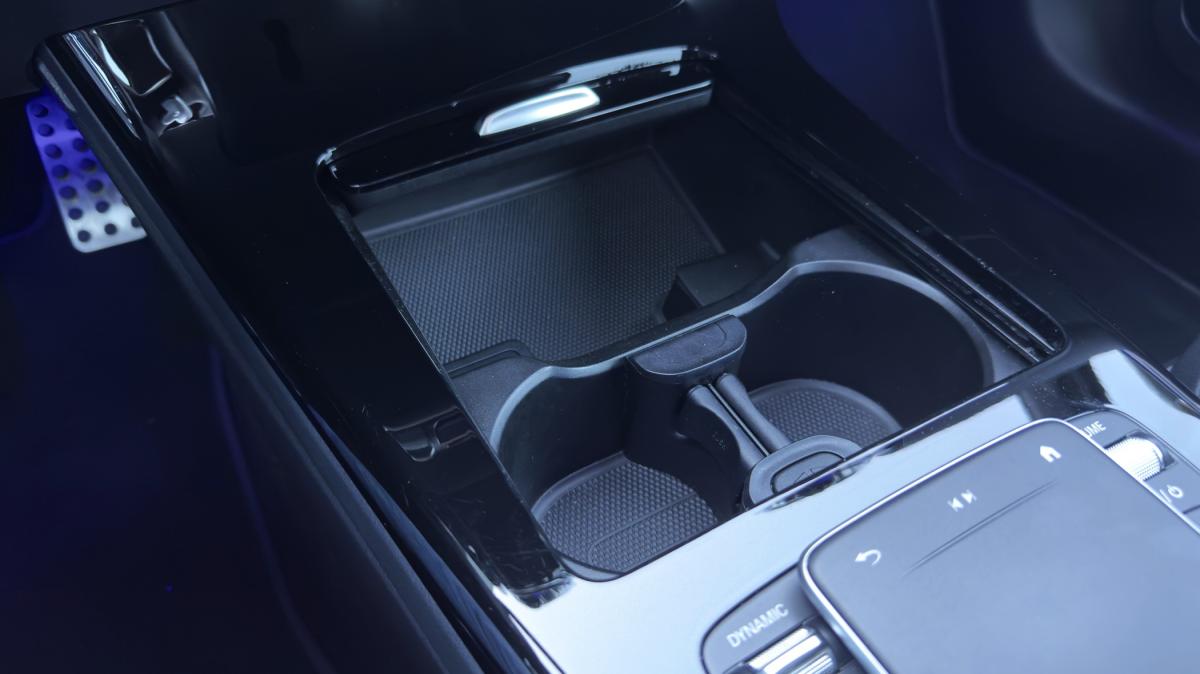 mercedes-benz-classe-a-2022-hibrido-a-gasolina-1332cc