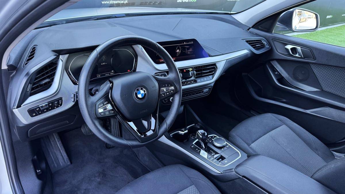 bmw-serie-1-2021-diesel-1496cc