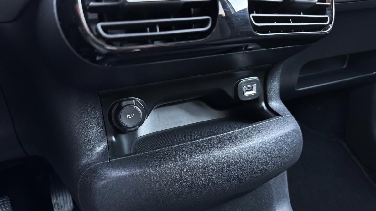 citroen-c4-cactus-2017-diesel-1560cc