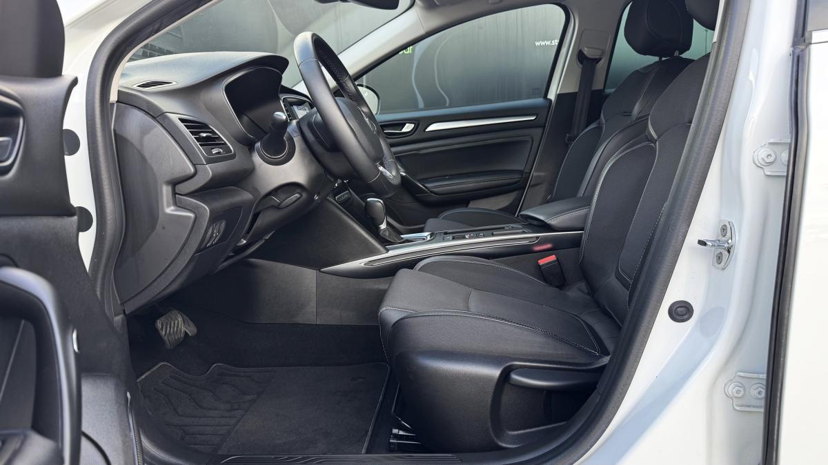 renault-megane-sport-tourer-2022-diesel-1461cc