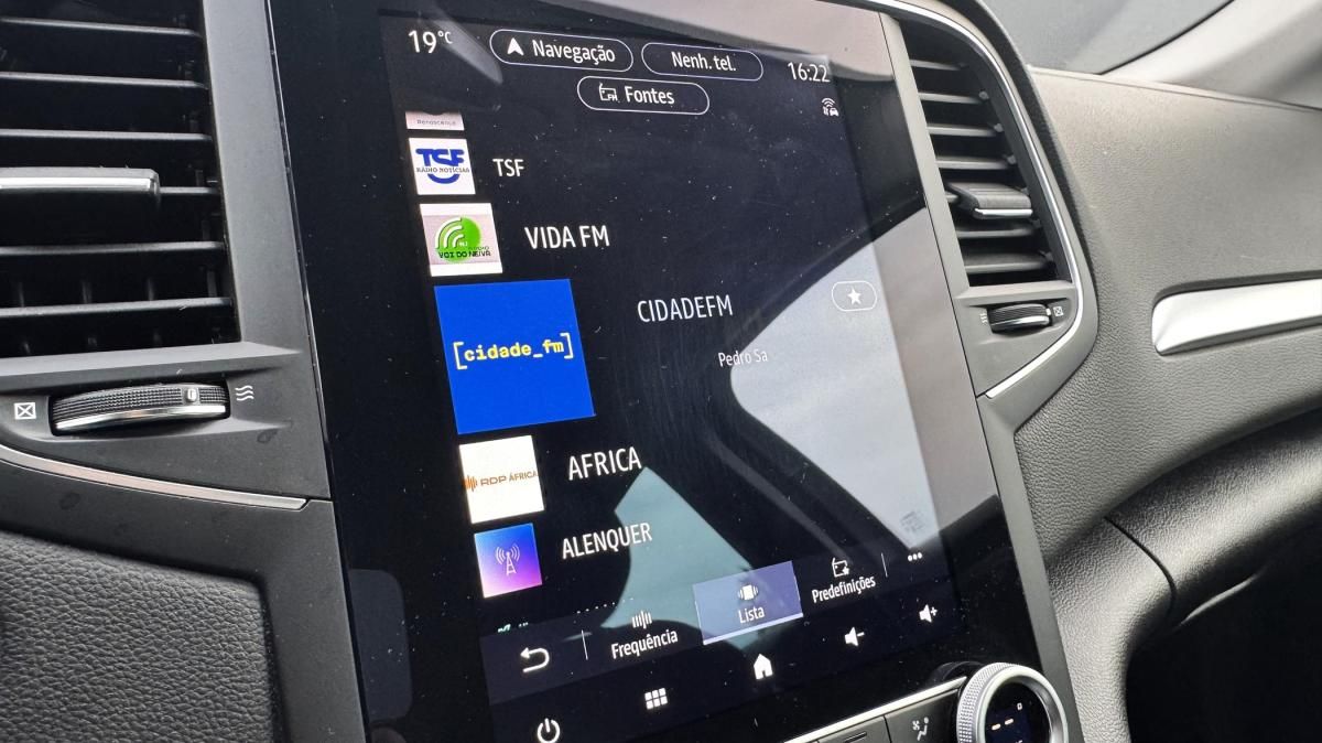 renault-megane-sport-tourer-2022-diesel-1461cc