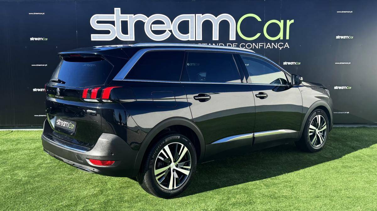 peugeot-5008-2019-diesel-1499cc