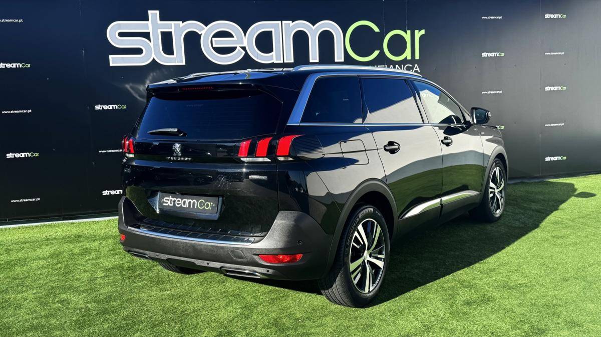 peugeot-5008-2019-diesel-1499cc
