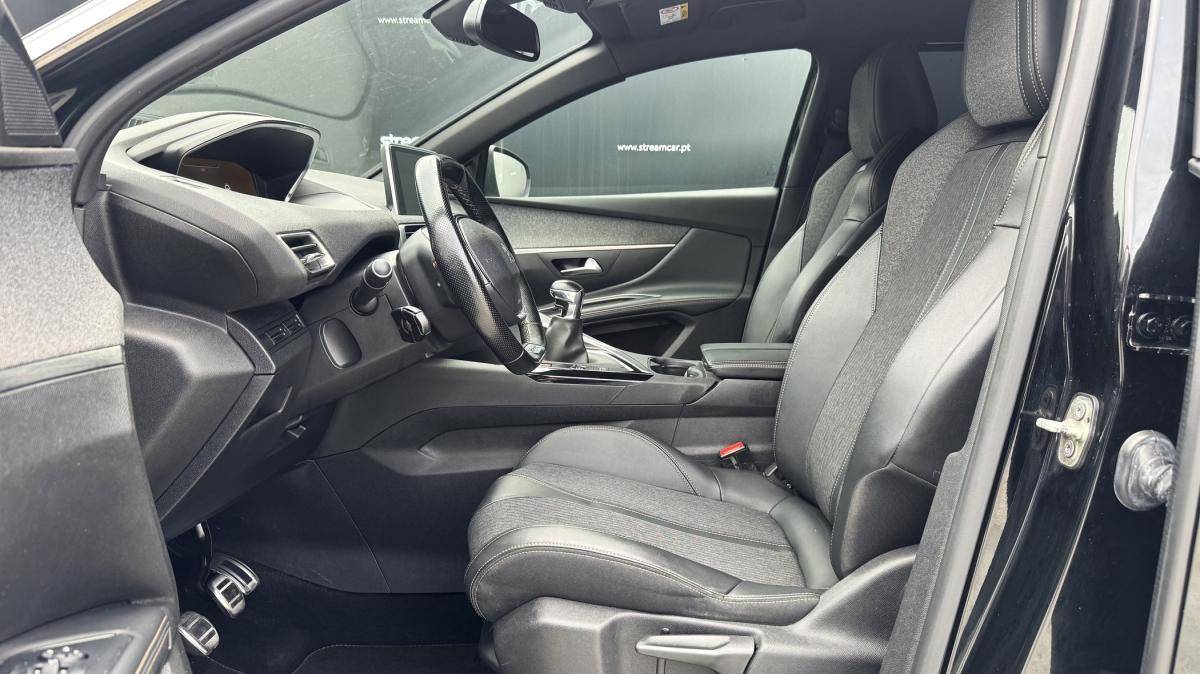peugeot-5008-2019-diesel-1499cc