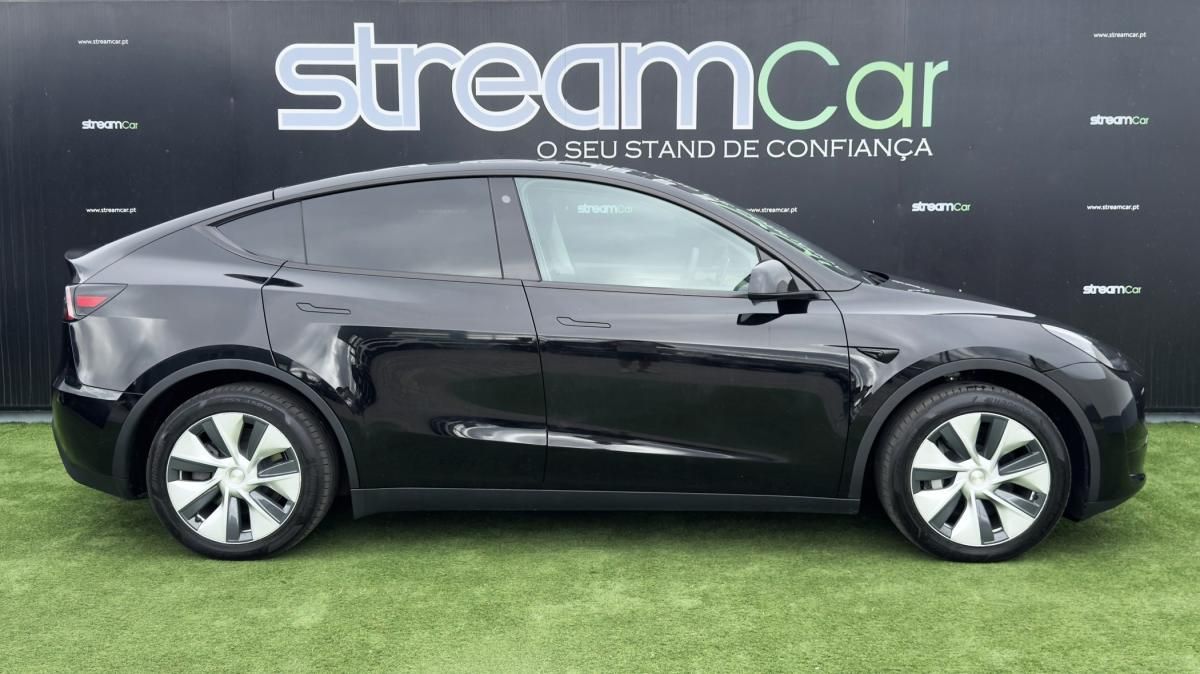tesla-model-y-2023-eletrico-500cc