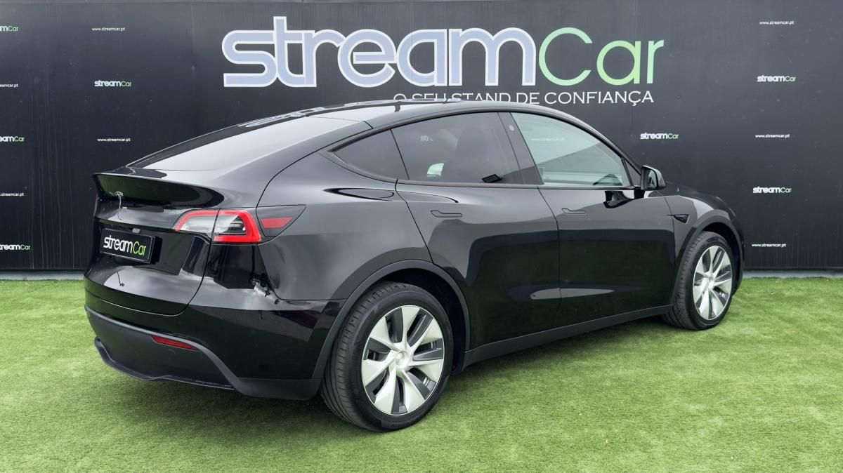 tesla-model-y-2023-eletrico-500cc
