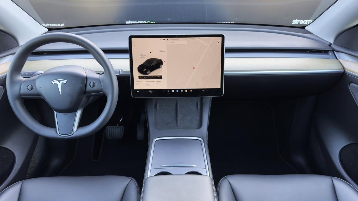tesla-model-y-2023-eletrico-500cc