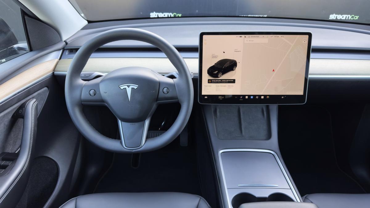 tesla-model-y-2023-eletrico-500cc