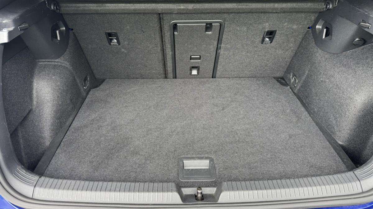 volkswagen-golf-2022-gasolina-1984cc