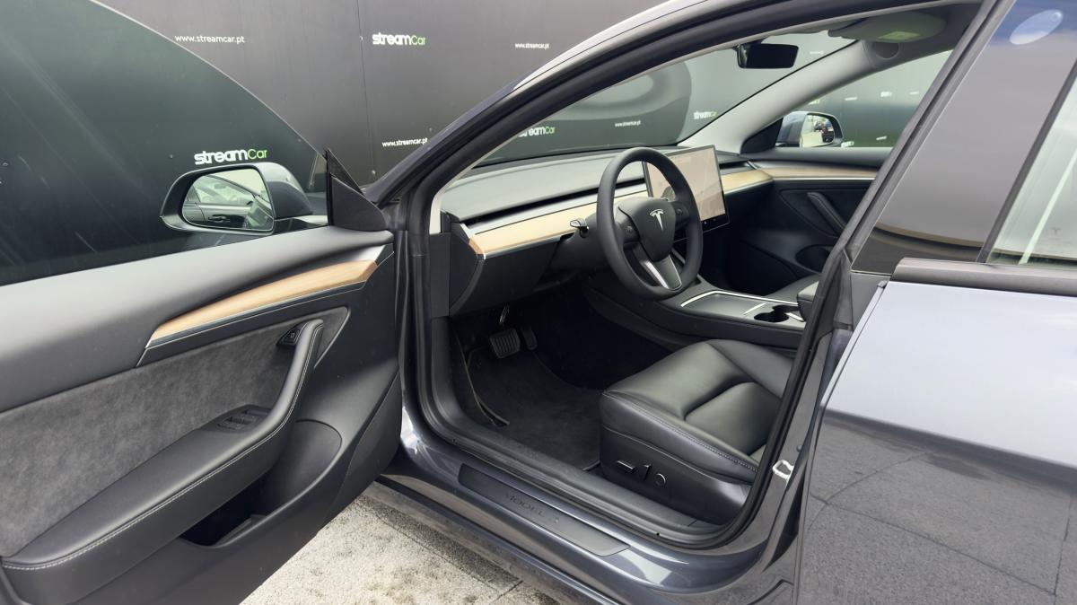 tesla-model-3-2022-eletrico-500cc