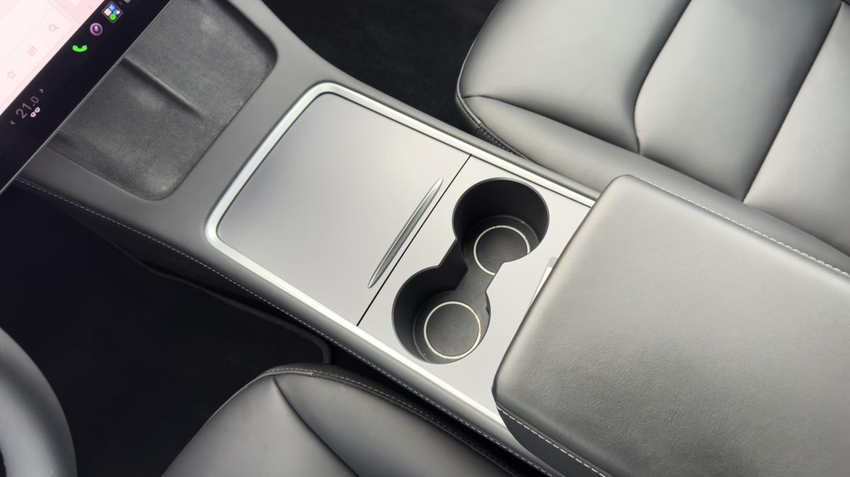 tesla-model-3-2022-eletrico-500cc