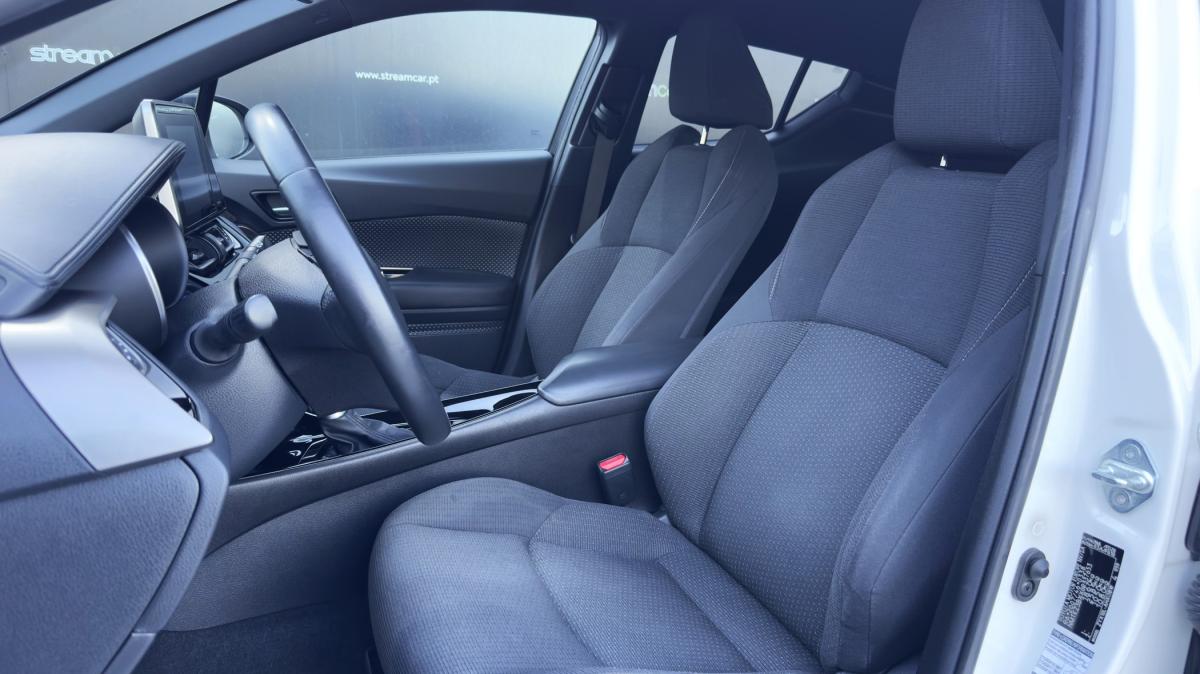 toyota-c-hr-2019-hibrido-a-gasolina-1798cc