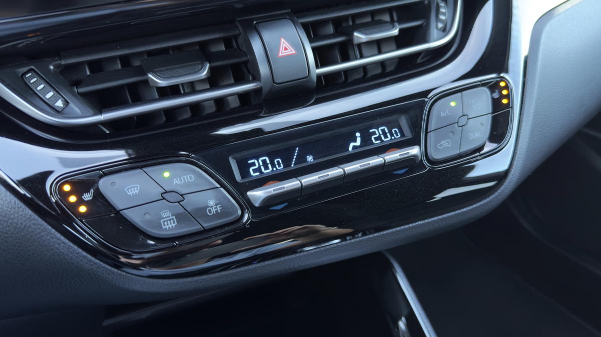 toyota-c-hr-2019-hibrido-a-gasolina-1798cc