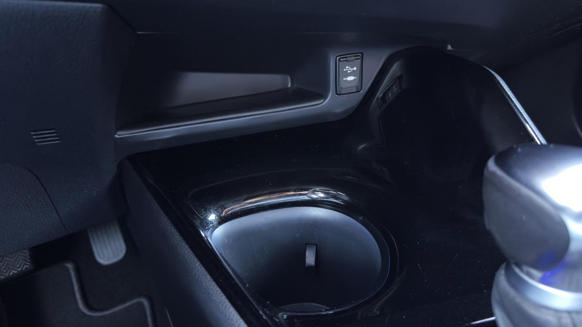 toyota-c-hr-2019-hibrido-a-gasolina-1798cc