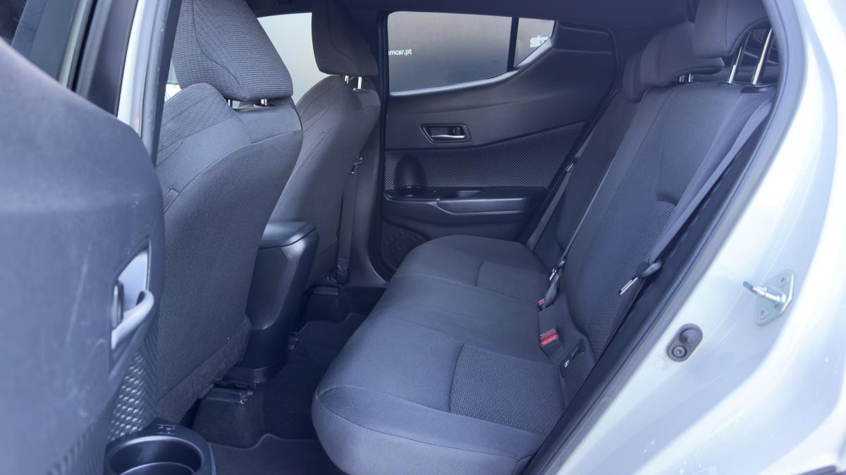 toyota-c-hr-2019-hibrido-a-gasolina-1798cc