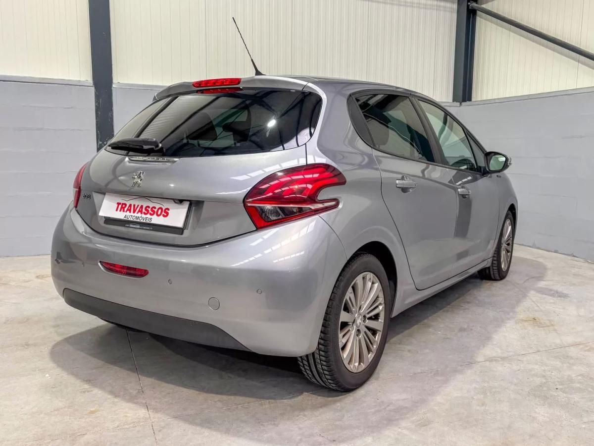 peugeot-208-2019-diesel-1499cc