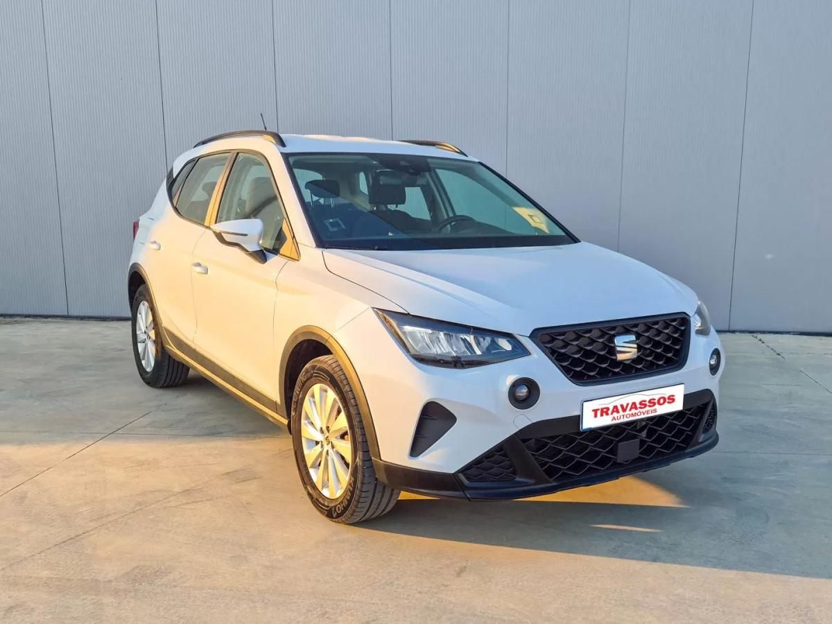 seat-arona-2023-gasolina-999cc