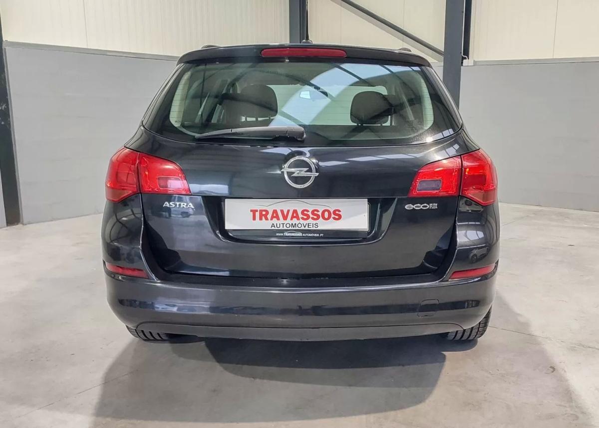 opel-astra-sport-tourer-2012-diesel-1248cc