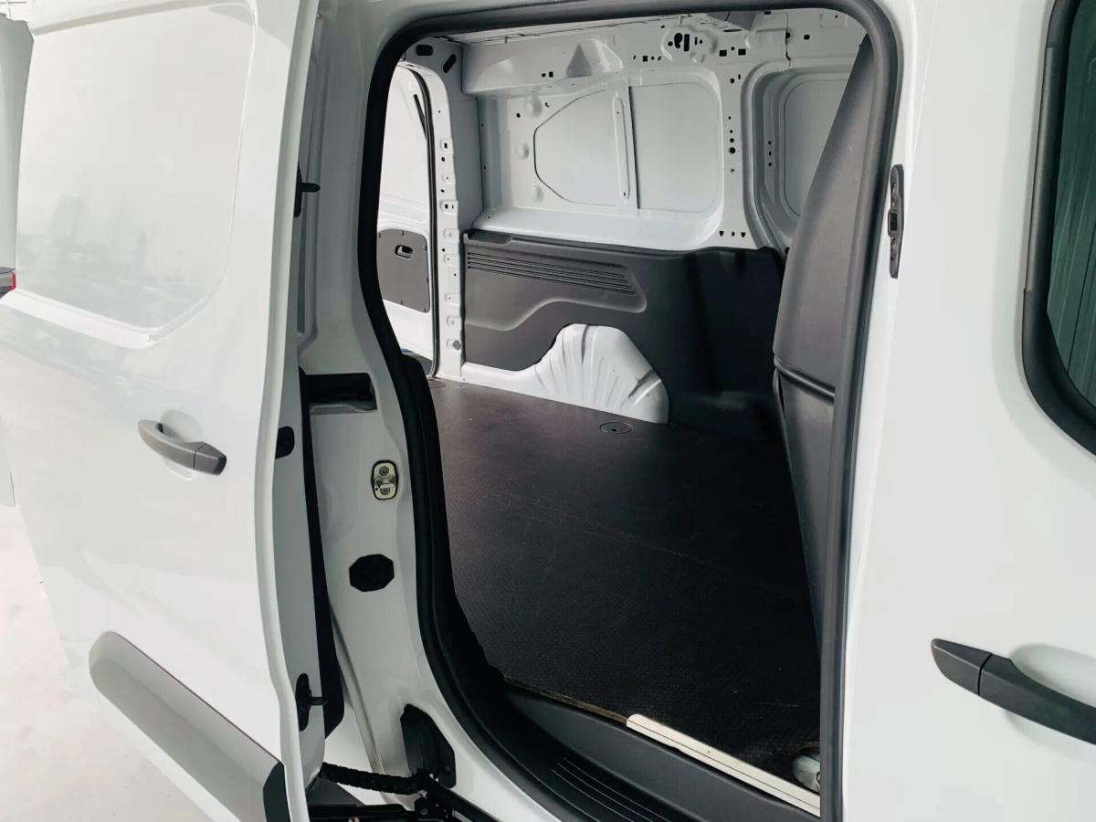 toyota-proace-2023-diesel-1499cc