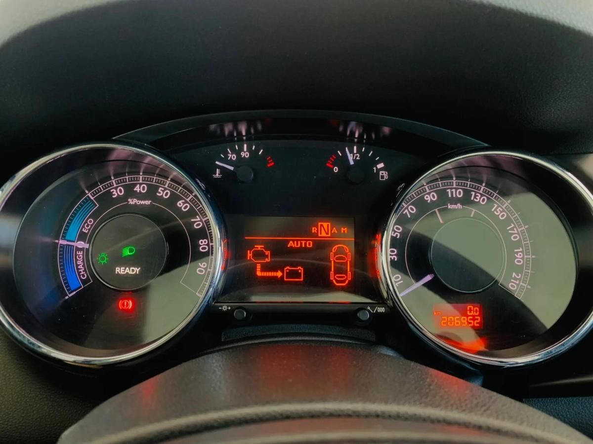 peugeot-3008-2012-diesel-1997cc