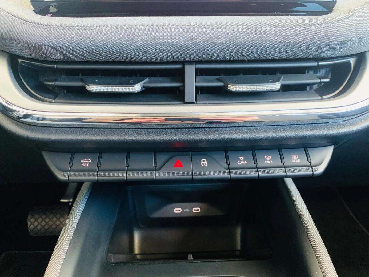 skoda-enyaq-2022-eletrico-0cc